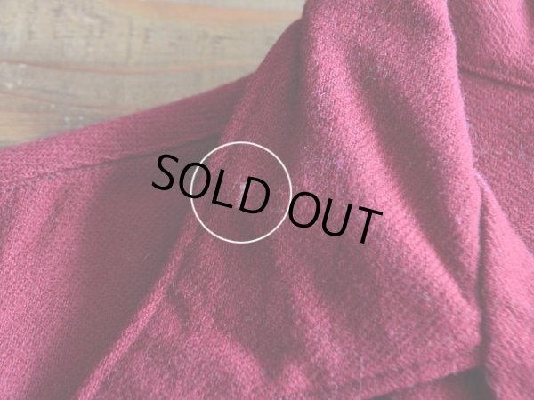 襟に少々虫食い。