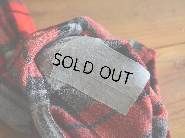 補修テープリペア裏面画像。