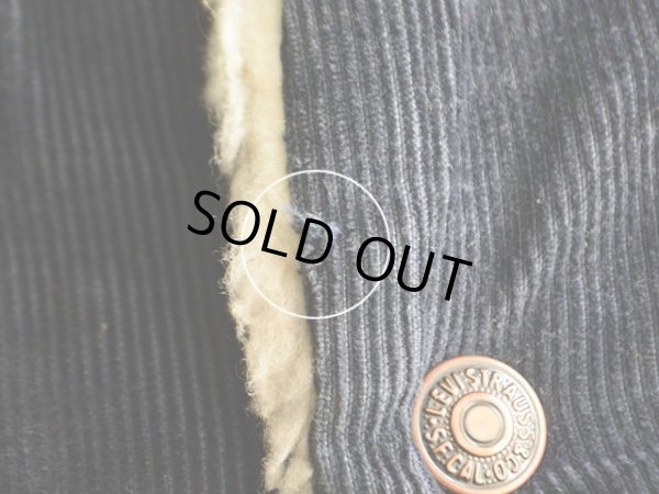 フロントに僅かな傷。