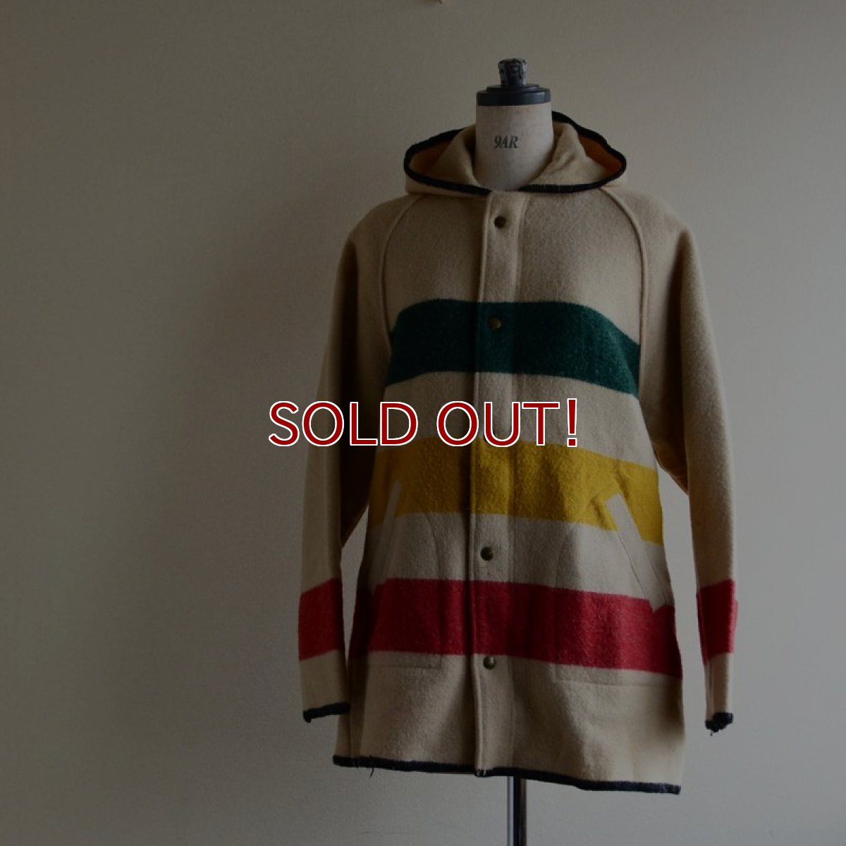 画像1: 1970s-80s Woolrich ブランケットコート　 表記L  (1)