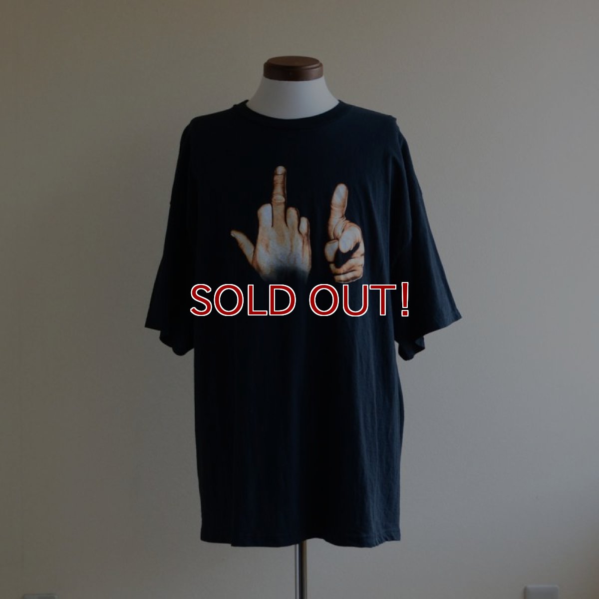 画像1: 1990s Fuck You Tシャツ　 表記2XL  (1)