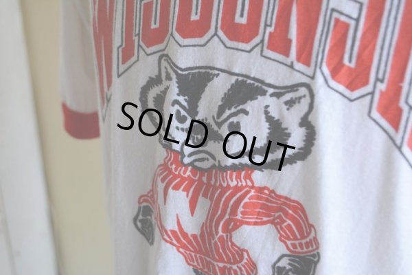 画像9: 1980s WISCONSIN Bucky Badger リンガーTシャツ　 両面プリント　 表記XL 