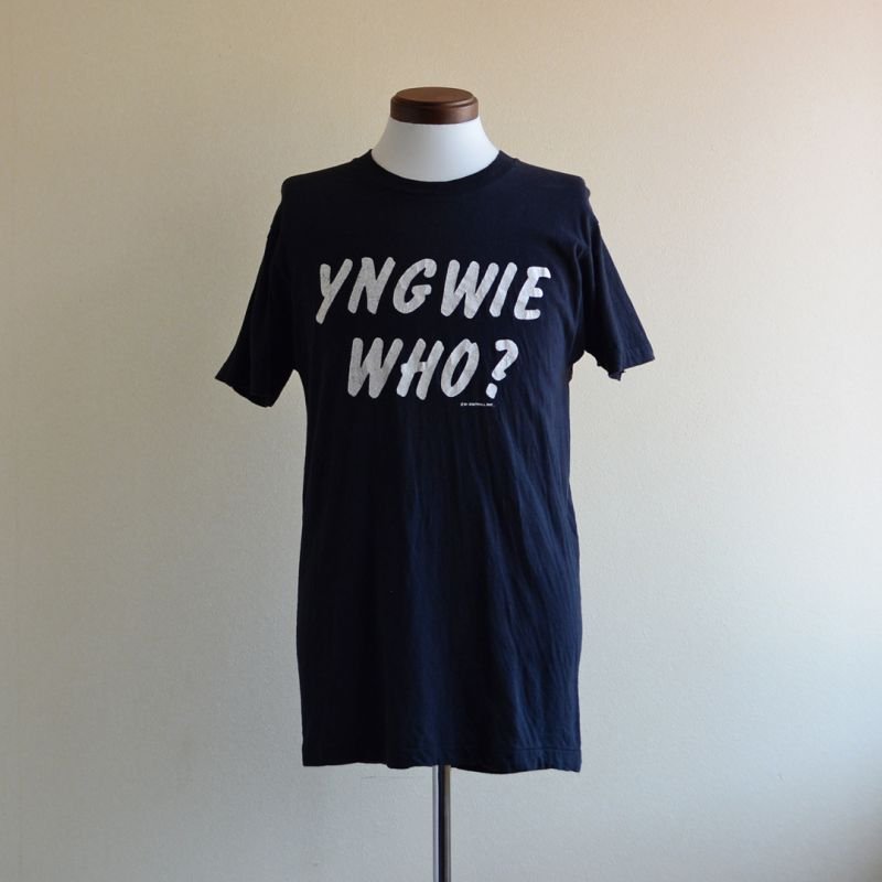 Yngwie Malmsteen イングウェイマルムスティーン 半袖 Tシャツ 1980s YNGWIE MALMSTEEN Tシャツ 表記L - 古着屋HamburgCafe