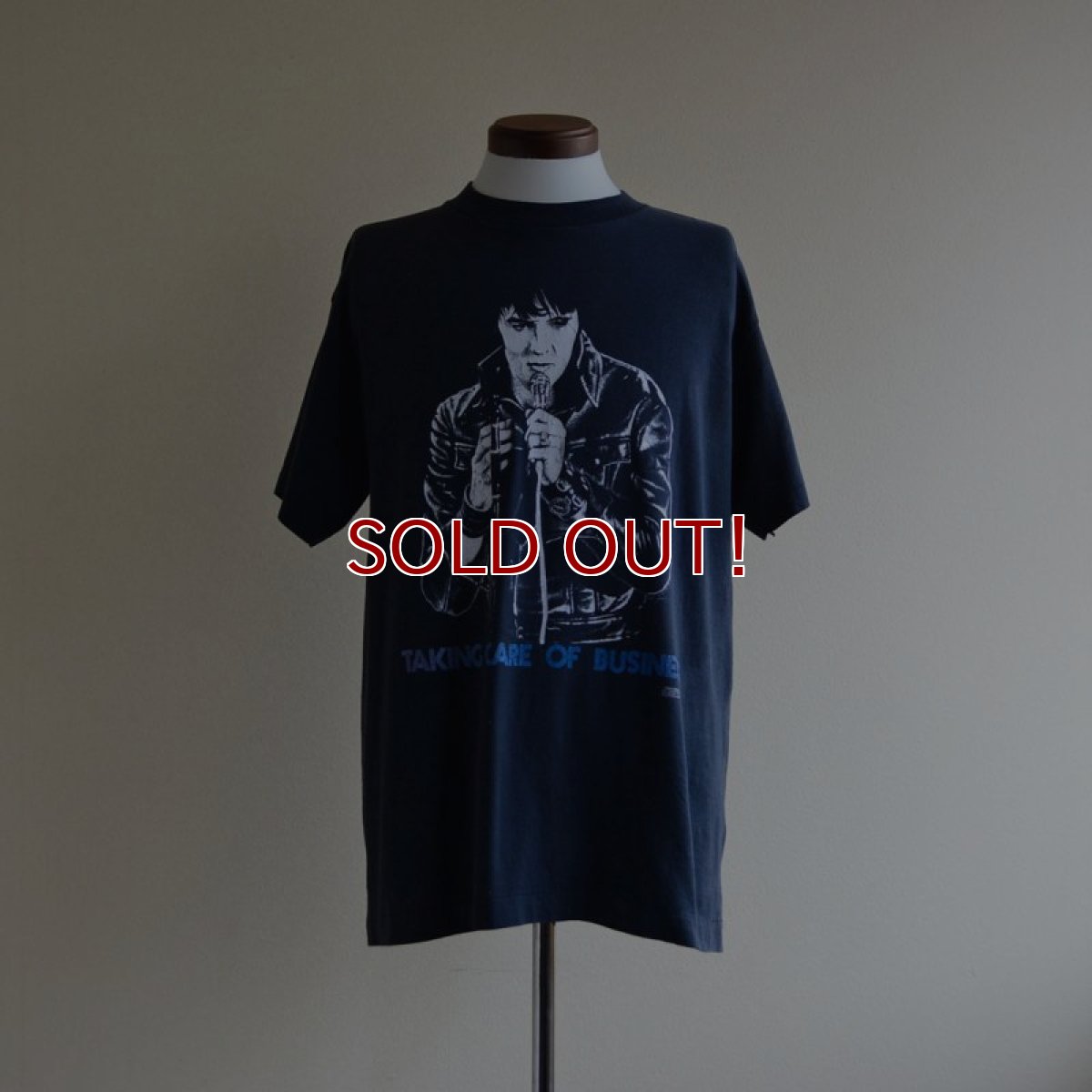 画像1: 1980s ELVIS TAKING CARE OF BUSINESS Tシャツ　 表記L  (1)
