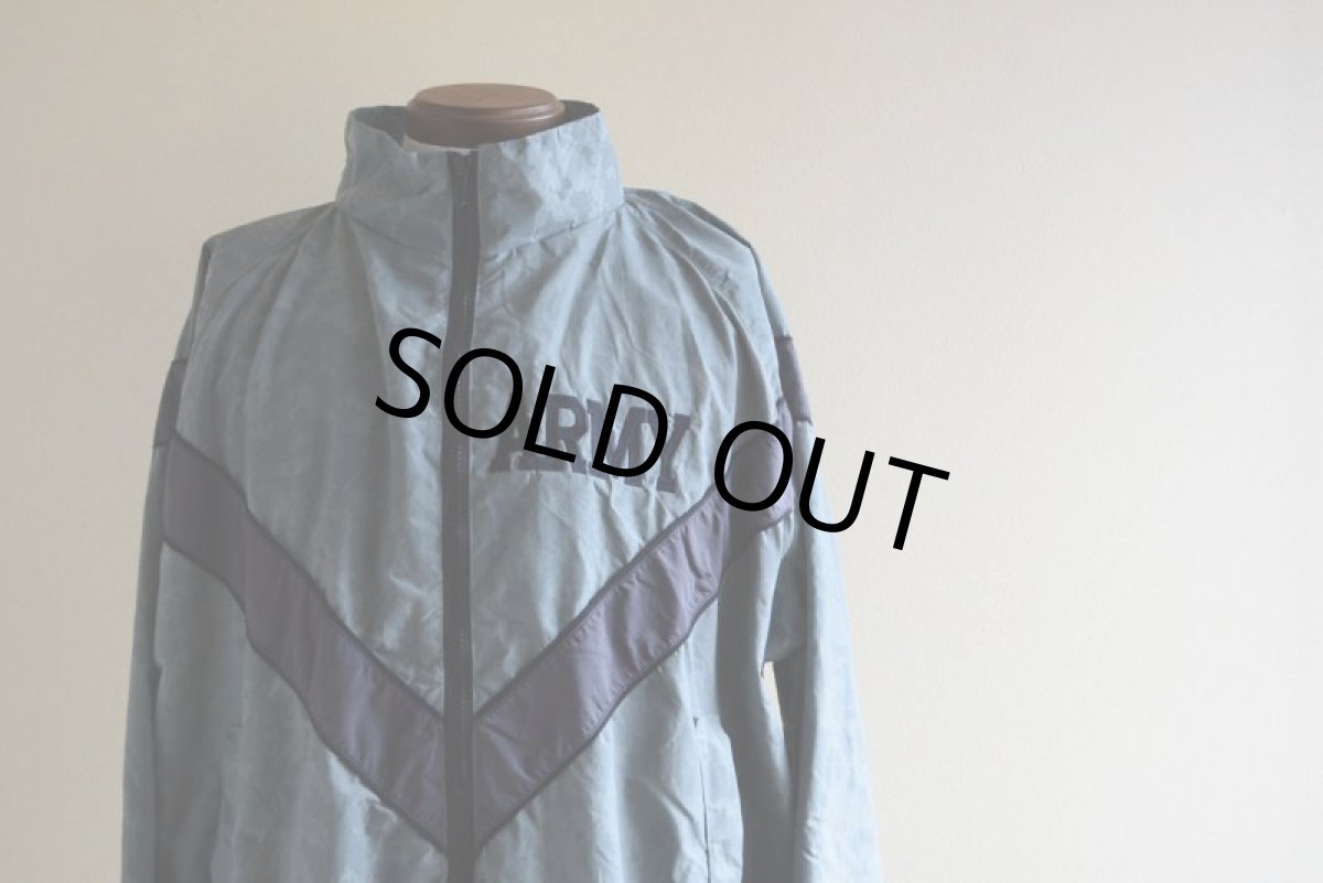 画像5: 2010s US.ARMY PFU ナイロントレーニングジャケット　 全面ACU迷彩リフレクト　 表記SMALL-REGULAR  (5)