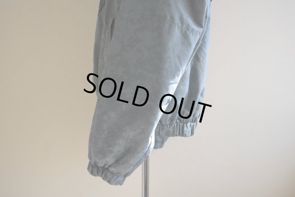 画像11: 2010s US.ARMY PFU ナイロントレーニングジャケット　 全面ACU迷彩リフレクト　 表記MEDIUM-REGULAR  (11)