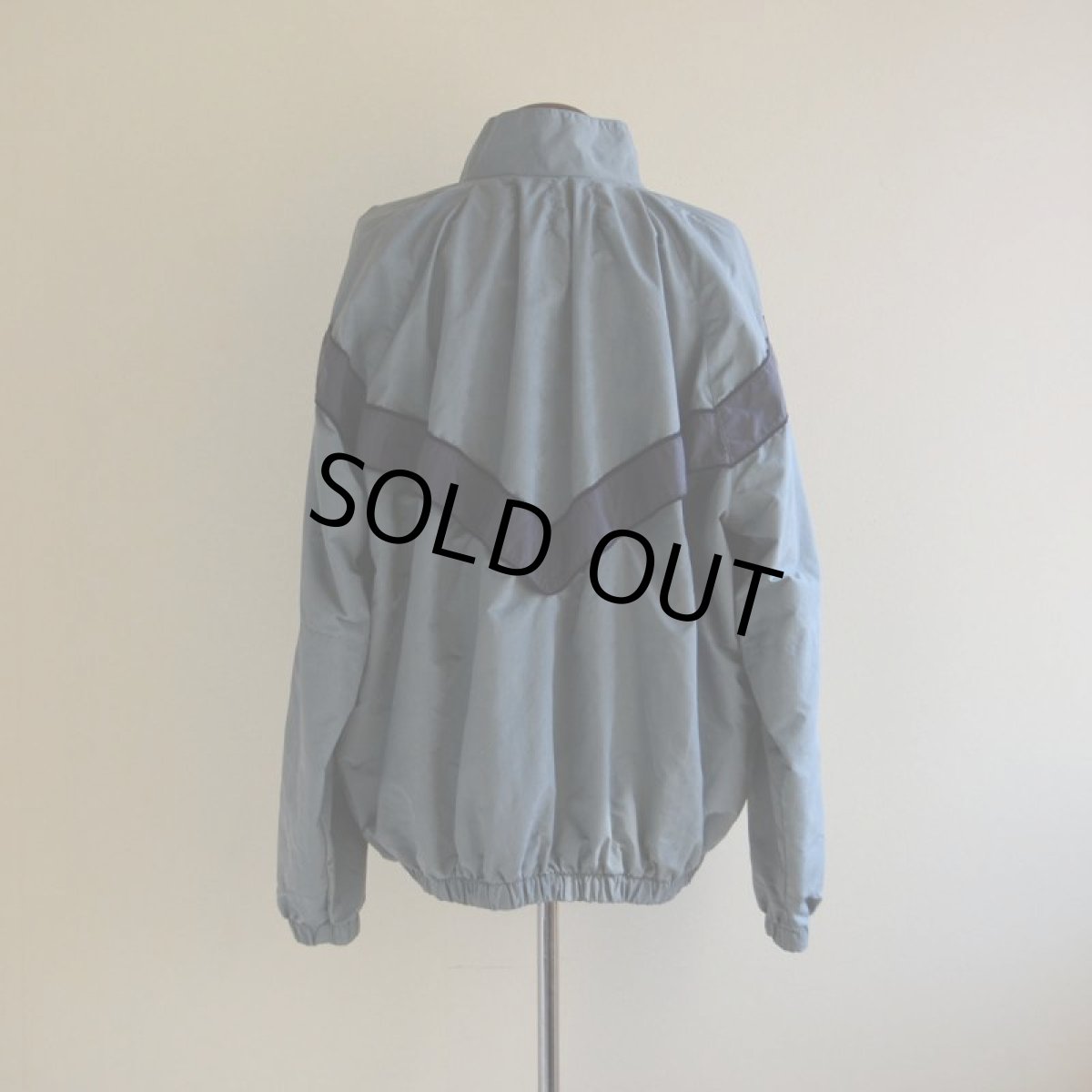 画像3: 2010s US.ARMY PFU ナイロントレーニングジャケット　 全面ACU迷彩リフレクト　 表記MEDIUM-REGULAR  (3)