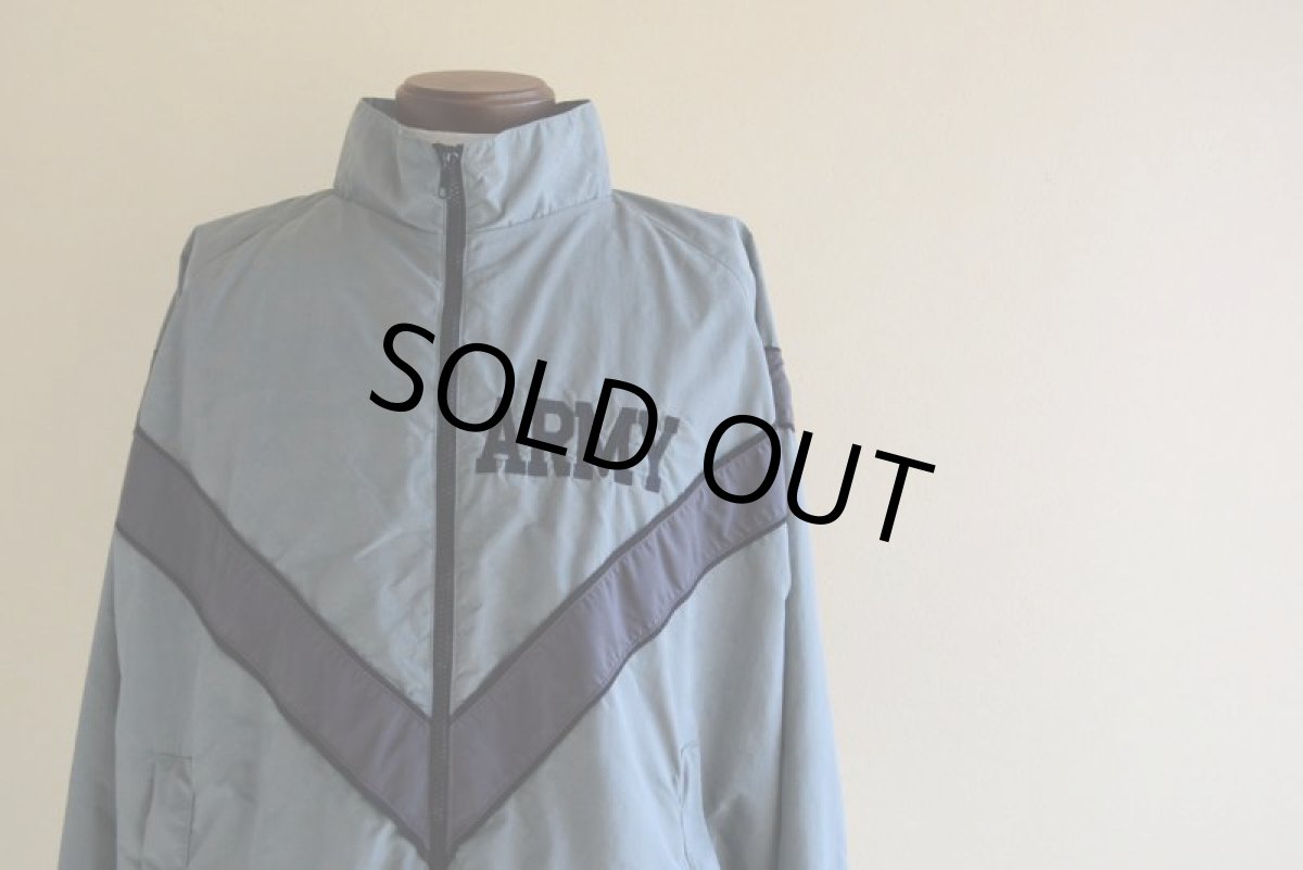 画像5: 2010s US.ARMY PFU ナイロントレーニングジャケット　 全面ACU迷彩リフレクト　 表記MEDIUM-REGULAR  (5)