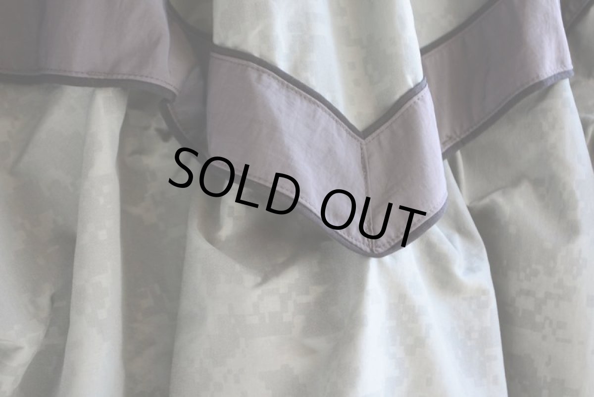 画像18: 2010s US.ARMY PFU ナイロントレーニングジャケット　 全面ACU迷彩リフレクト　 表記LARGE-REGULAR  (18)