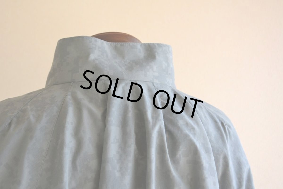 画像17: 2010s US.ARMY PFU ナイロントレーニングジャケット　 全面ACU迷彩リフレクト　 表記LARGE-REGULAR  (17)