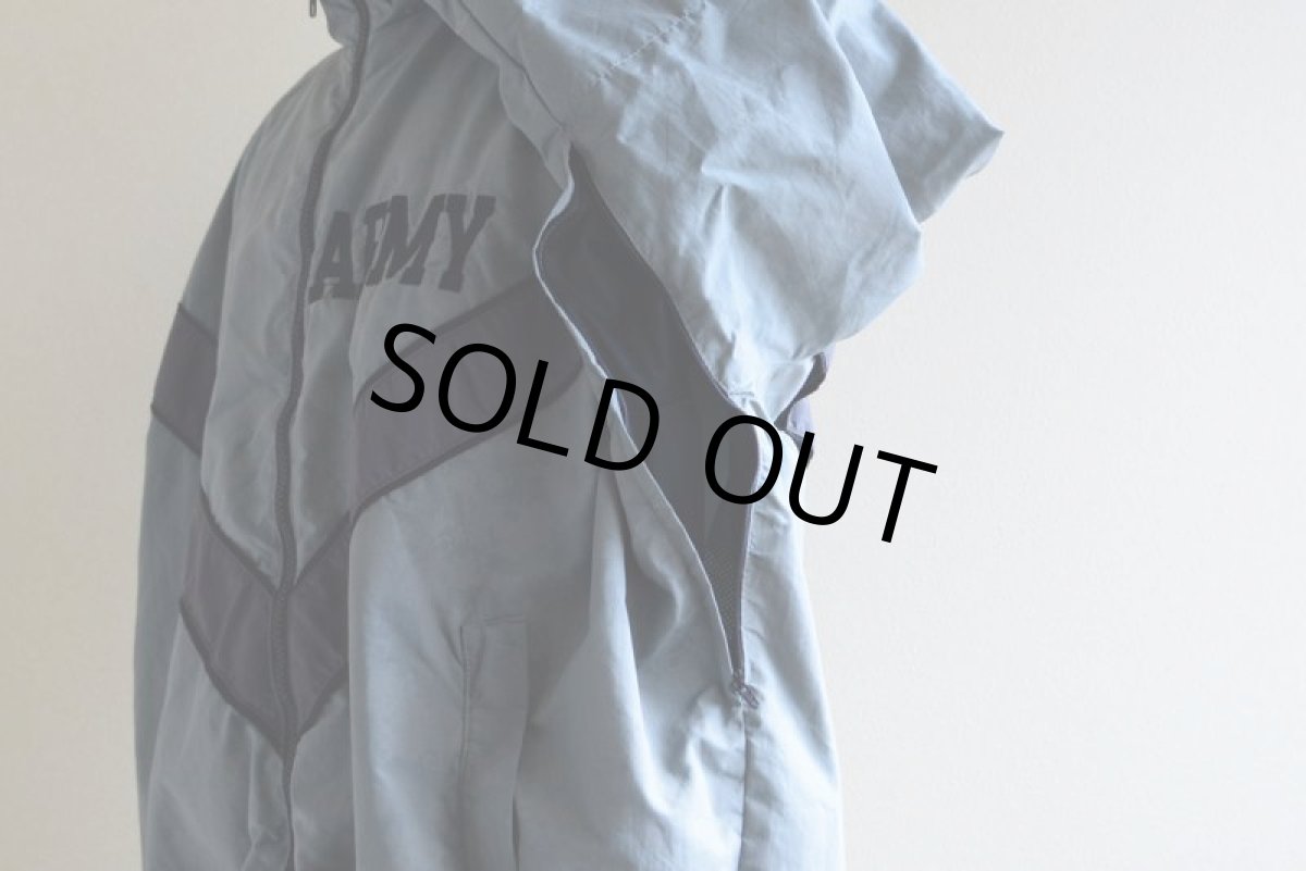 画像14: 2010s US.ARMY PFU ナイロントレーニングジャケット　 全面ACU迷彩リフレクト　 表記MEDIUM-REGULAR  (14)