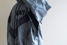 画像14: 2010s US.ARMY PFU ナイロントレーニングジャケット　 全面ACU迷彩リフレクト　 表記MEDIUM-REGULAR  (14)