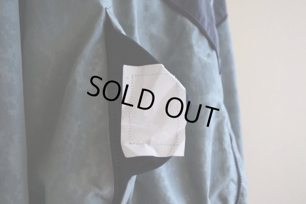 画像15: 2010s US.ARMY PFU ナイロントレーニングジャケット  全面ACU迷彩リフレクト  表記LARGE-REGULAR