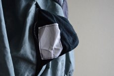 画像15: 2010s US.ARMY PFU ナイロントレーニングジャケット　 全面ACU迷彩リフレクト　 表記SMALL-REGULAR  (15)