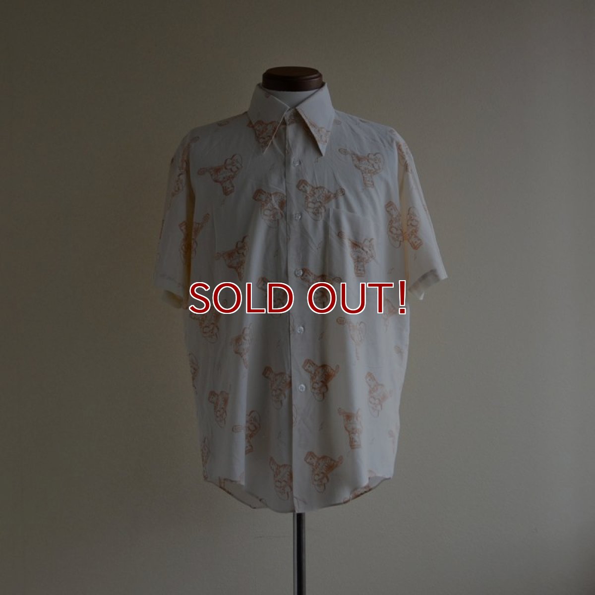 画像1: 1970s  ELVIS 総柄シャツ　 /FRUIT OF THE LOOM　 表記L  (1)