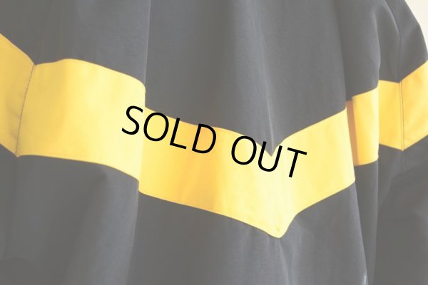 画像13: 2010s US.ARMY APFU ナイロントレーニングジャケット　 表記MEDIUM-REGULAR 