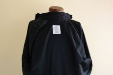 画像15: 2010s US.ARMY APFU ナイロントレーニングジャケット　 表記MEDIUM-LONG  (15)