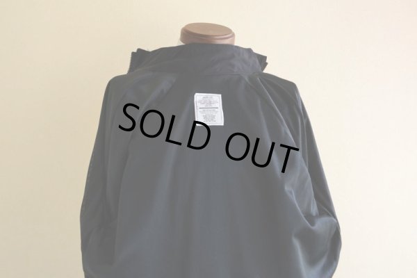 画像15: 2010s US.ARMY APFU ナイロントレーニングジャケット　 表記MEDIUM-LONG 