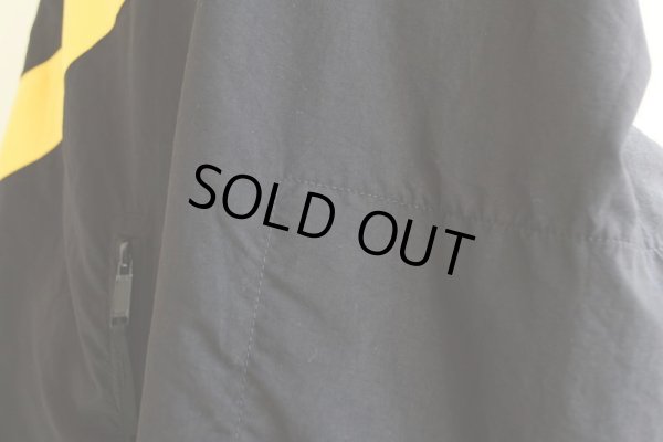 画像12: 2010s US.ARMY APFU ナイロントレーニングジャケット　 表記MEDIUM-LONG 