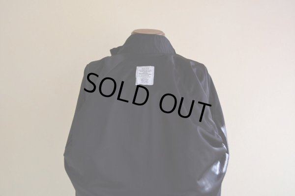 画像15: 2010s US.ARMY APFU ナイロントレーニングジャケット　 表記MEDIUM-REGULAR 