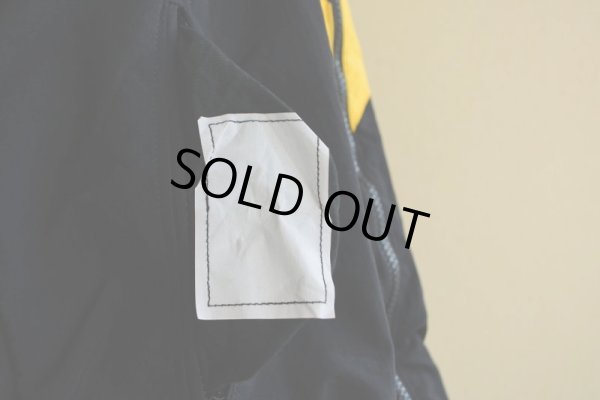 画像14: 2010s US.ARMY APFU ナイロントレーニングジャケット　 表記MEDIUM-LONG 