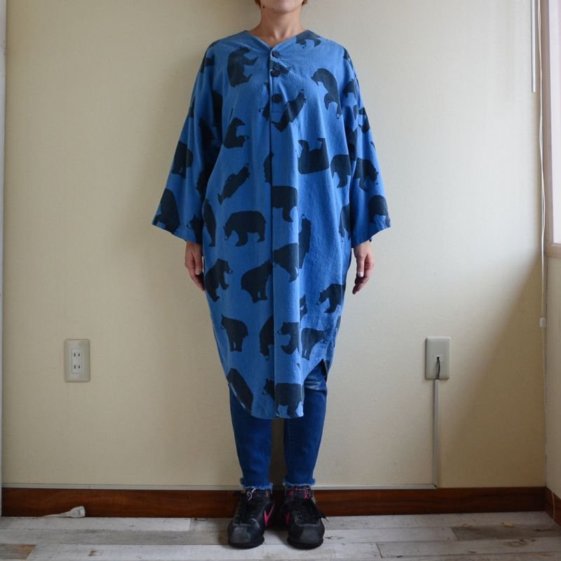 画像1: 1990s MICHIGAN RAG クマ総柄フランネルプルオーバーシャツ 表記L/XL