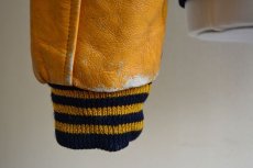 画像17: 1960s-70s THE STANDARD PENNANT CO 袖レザースタジャン　 チェーン刺繍　 実寸ML  (17)