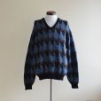 画像1: 1970s PENDLETON Vネックウールセーター　<br>表記L<br> (1)