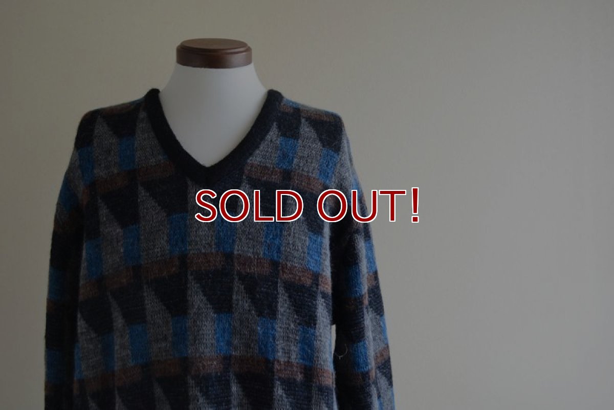 画像6: 1970s PENDLETON Vネックウールセーター　 表記L  (6)