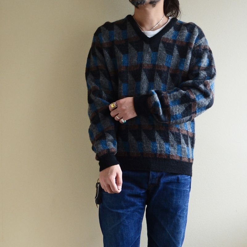 画像1: 1970s PENDLETON Vネックウールセーター 表記L