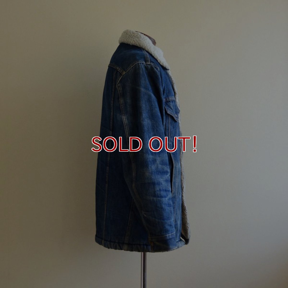 画像2: 1970s Levi's 71605デニムボアジャケット　 ロング丈　 表記38  (2)