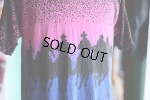 画像5: 1990s カウボーイシルエット総柄Tシャツ  表記L