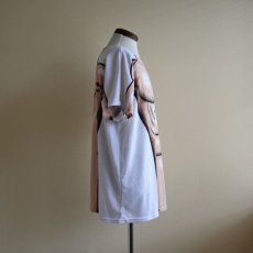 画像2: 1990s〜 筋肉だまし絵Tシャツ　 両面プリント　 実寸L-XL  (2)