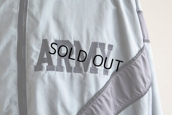 画像6: 2000s US.ARMY IPFU ナイロントレーニングジャケット　 全面ACU迷彩リフレクト　 表記MEDIUM-REGULAR 