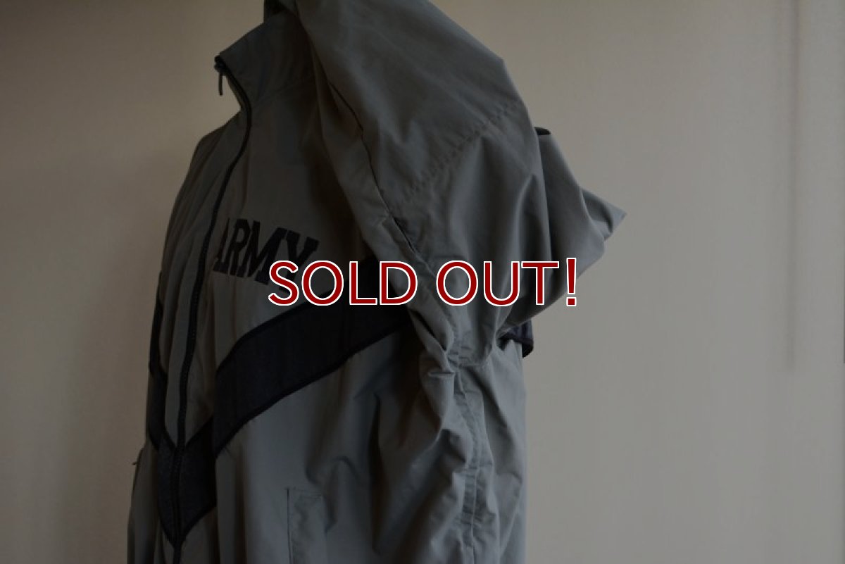 画像10: 2000s US.ARMY PFU ナイロントレーニングジャケット　 表記MEDIUM-REGULAR  (10)