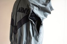 画像13: 1990s US.ARMY IPFU ナイロントレーニングジャケット　 表記MEDIUM-SHORT  (13)