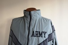 画像5: 2000s US.ARMY IPFU ナイロントレーニングジャケット　 表記MEDIUM-REGULAR  (5)