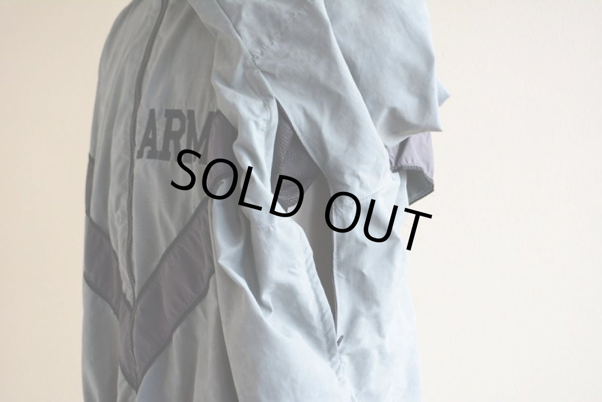 画像14: 2000s US.ARMY IPFU ナイロントレーニングジャケット　 全面ACU迷彩リフレクト　 表記MEDIUM-REGULAR  (14)