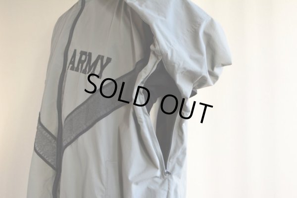 画像11: 1990s US.ARMY IPFU ナイロントレーニングジャケット　 表記LARGE-REGULAR 