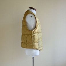 画像2: 1970s〜 EddieBauer ダウンベスト　 表記42  (2)