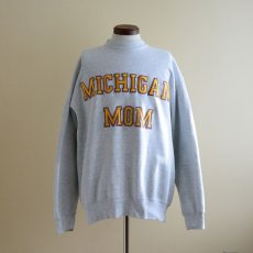 画像1: 1990s MICHIGAN MOM カレッジスウェット　 表記L  (1)