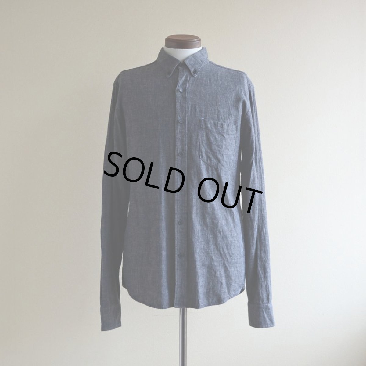 画像1: WELCOME STRANGER ブラックシャンブレー BDシャツ　 COTTON×LINEN　 表記M  (1)