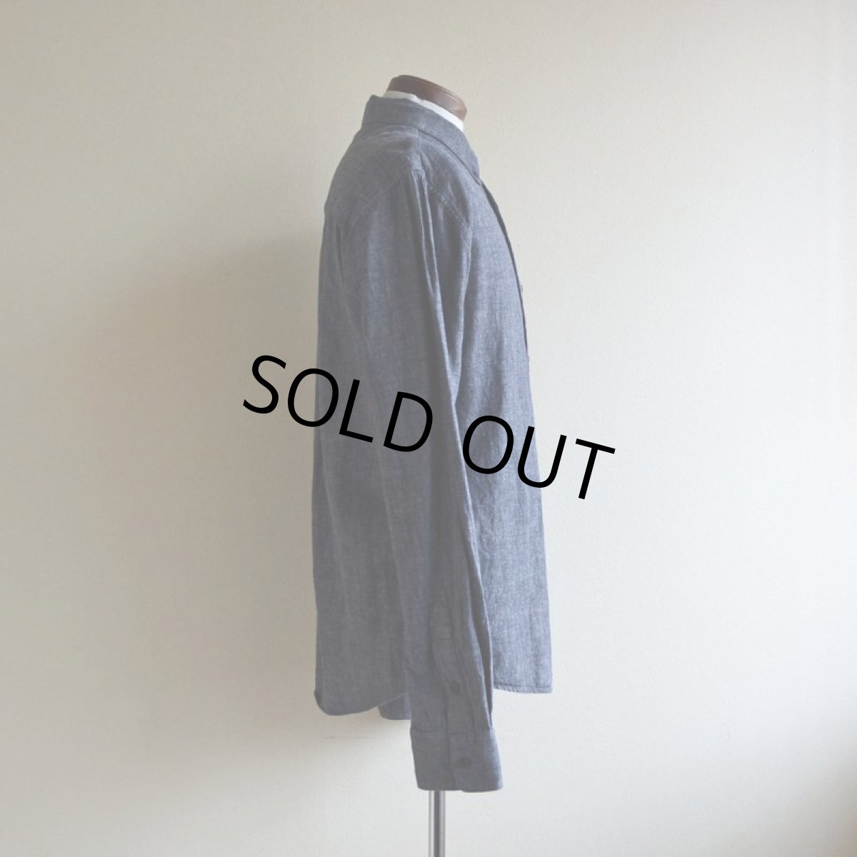 画像2: WELCOME STRANGER ブラックシャンブレー BDシャツ　 COTTON×LINEN　 表記M  (2)