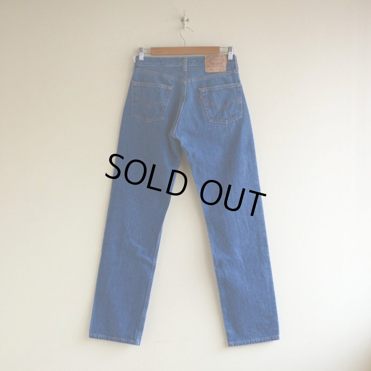 画像2: 1990s Levi's 501　 MADE IN USA　 表記W30 L32  (2)