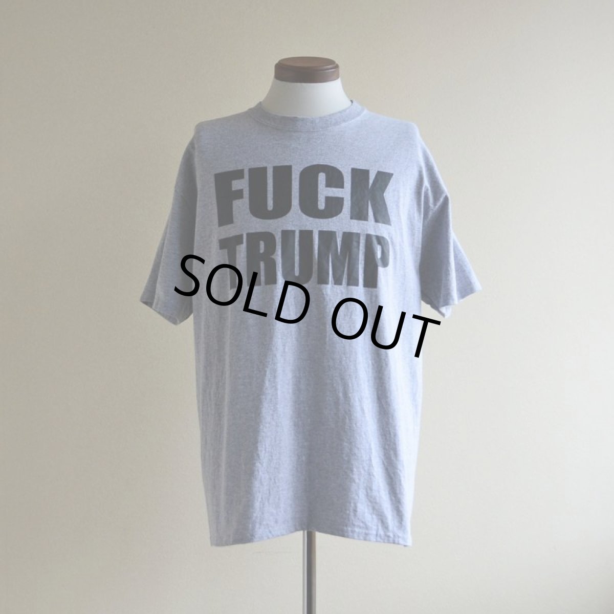 画像1: FUCK TRUMP プリントTシャツ　 表記L  (1)