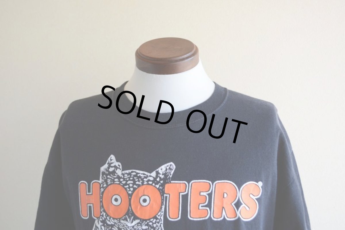 画像6: 1990s HOOTERS 両面プリントTシャツ　 表記L  (6)