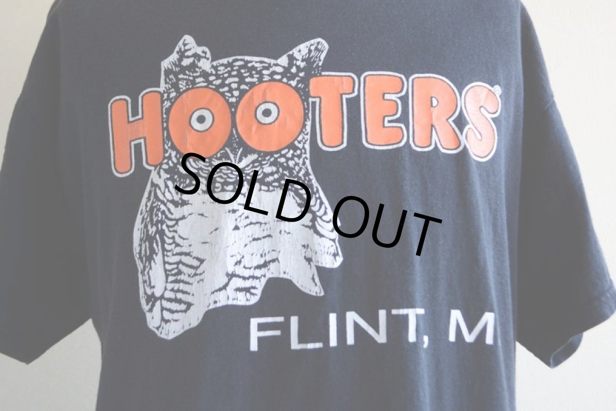 画像7: 1990s HOOTERS 両面プリントTシャツ　 表記L  (7)