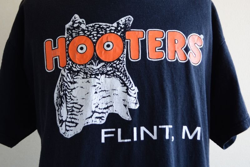 1990s HOOTERS 両面プリントTシャツ 表記L - 古着屋HamburgCafe