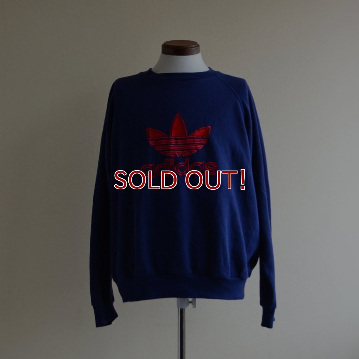 画像1: 1980s〜 adidas トレフォイルロゴ刺繍スウェット　 実寸L  (1)