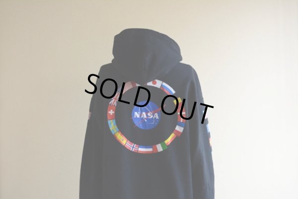 画像11: NASA スウェットパーカー  表記L